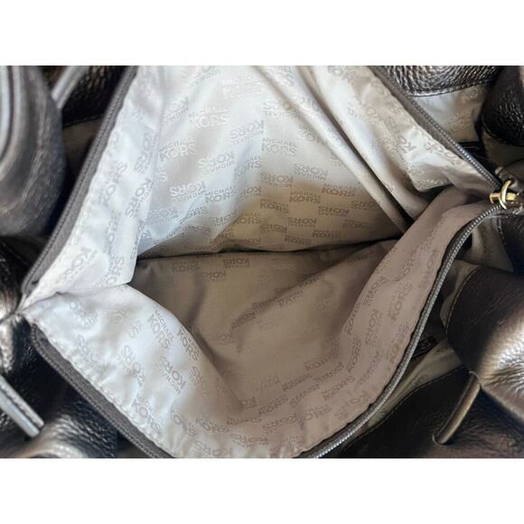 Michael Kors Tan and Brown fashion bag w/ 2 handles plus shoulder strap - Picture 9 of 10